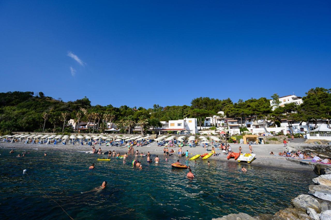 Villaggio Stella Del Sud & Resort Pisciotta Luaran gambar