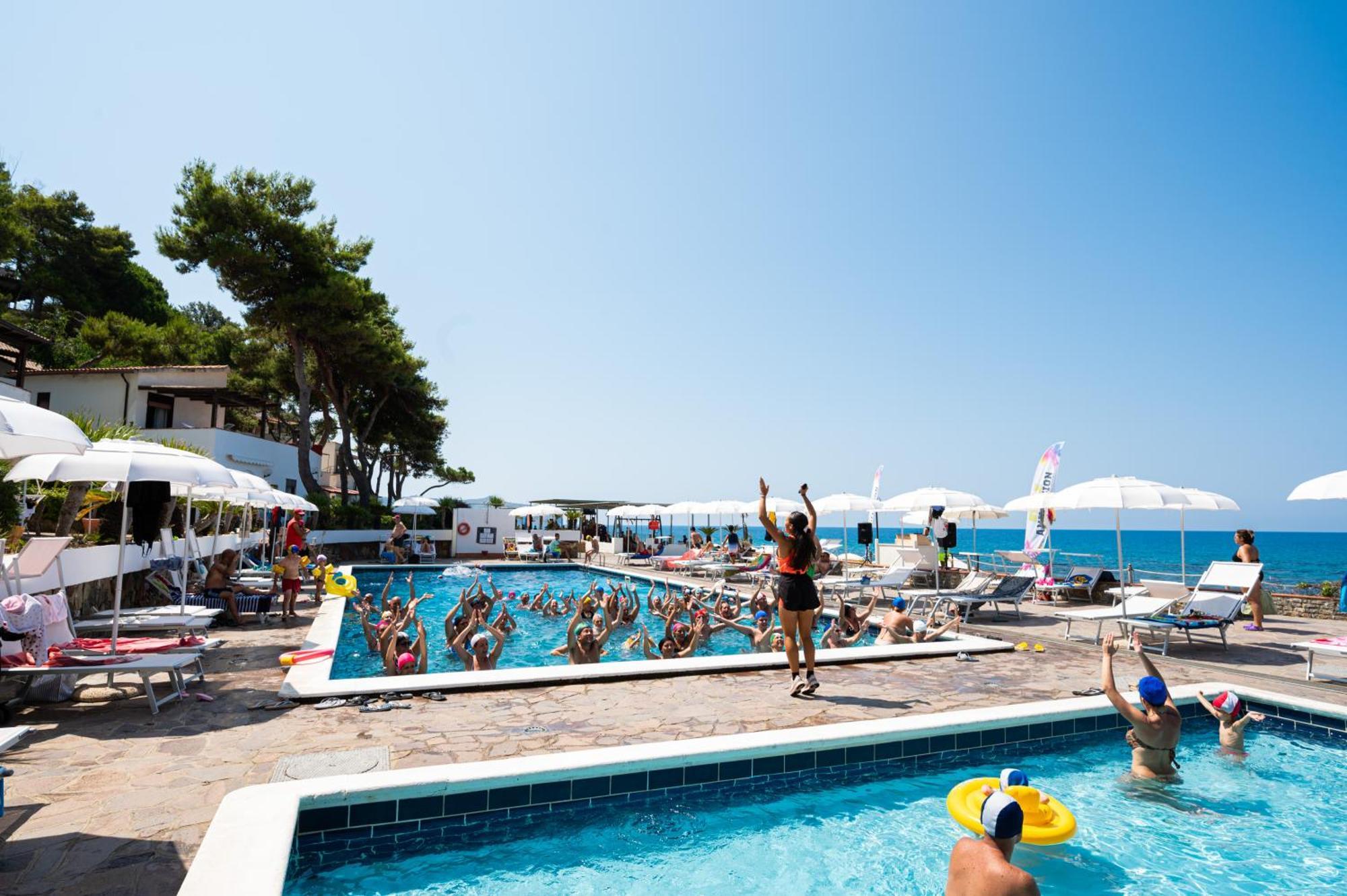 Villaggio Stella Del Sud & Resort Pisciotta Luaran gambar